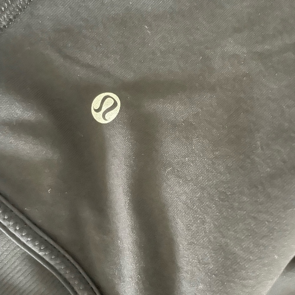 Lululemon Om Me Home Jacket - EUC Like New - 6 - Picture 8 of 8